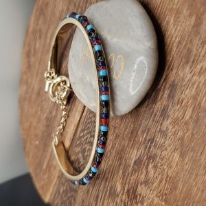 B2717‎  BCBG native seed beaded bracelet